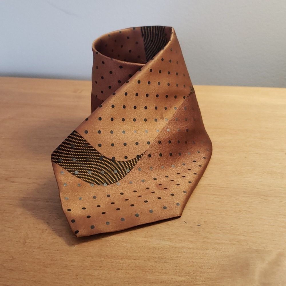 J. Ferrar Silk Tie Made in Italy Copper Bronze Tan Black Geometric Design